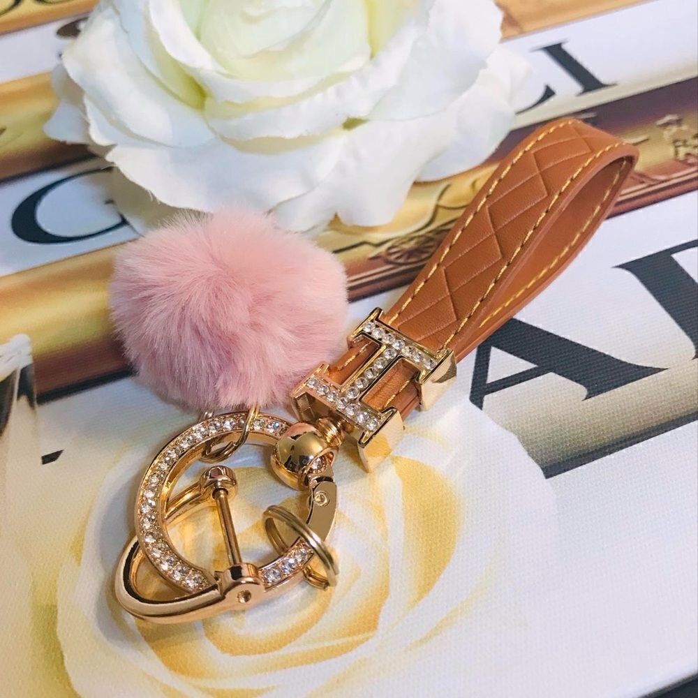 BROWN Leather Diamond High-end Key Ring Elegant Color Leather Car Key Chain